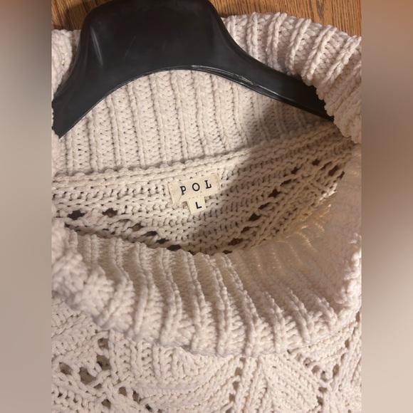 POL Light Beige Chenille Knit Turtleneck Sweater - Picture 6 of 8